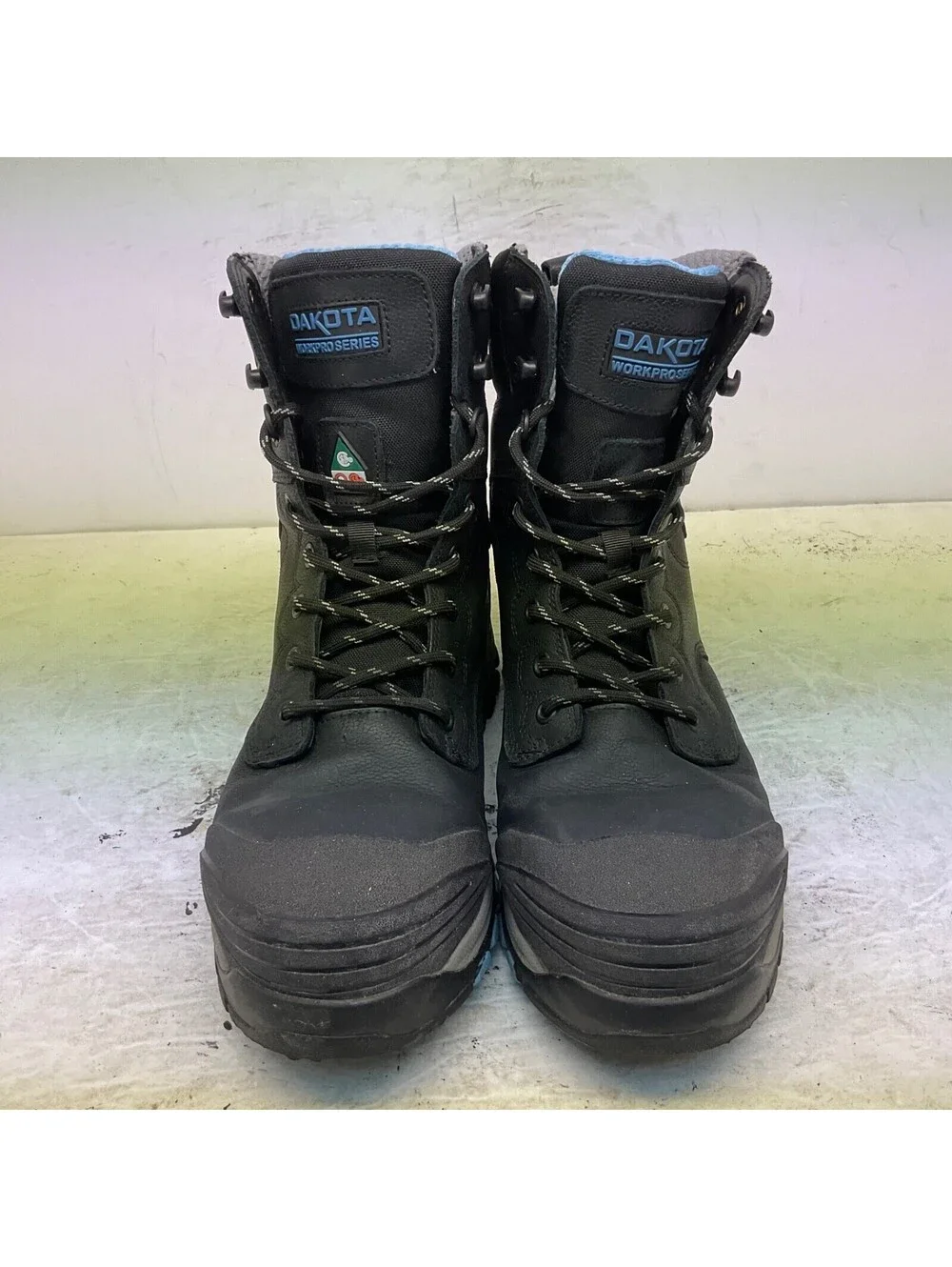 DAKOTA Women's 8